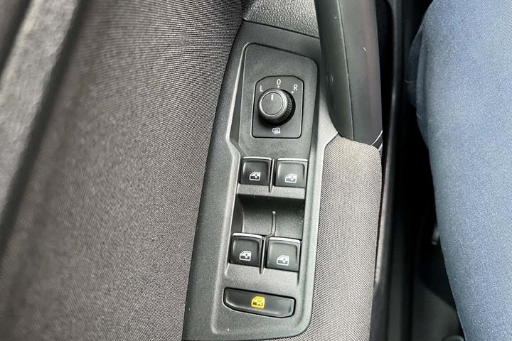 Grå VW Tiguan fra 2018