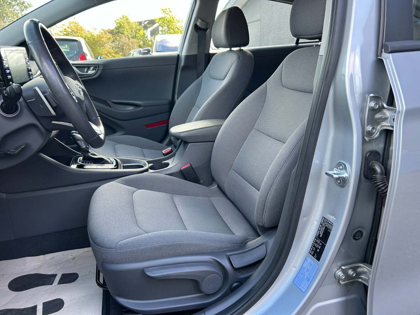 Hyundai Ioniq 1,6 PHEV Trend DCT