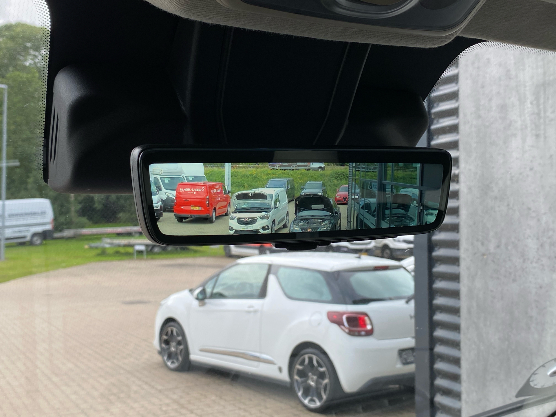 Hvid Fiat Ducato fra 2025