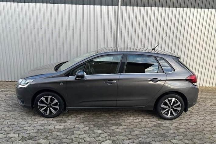 Grå Citroën C4 fra 2018