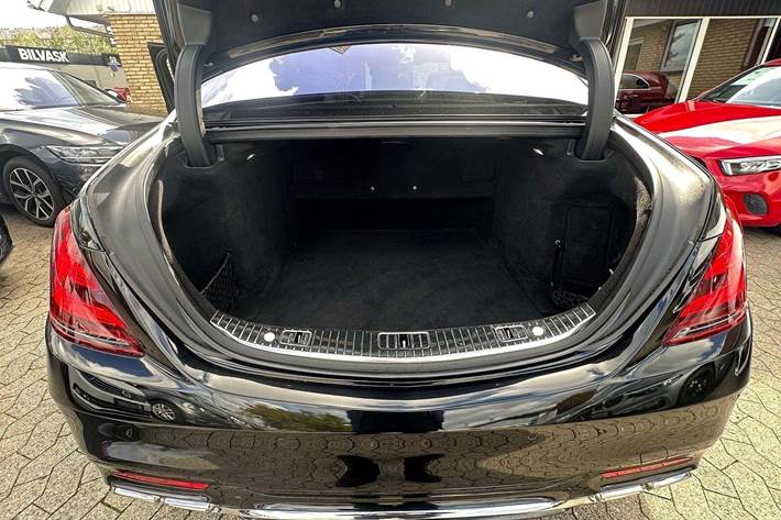Sort Mercedes S500 fra 2014
