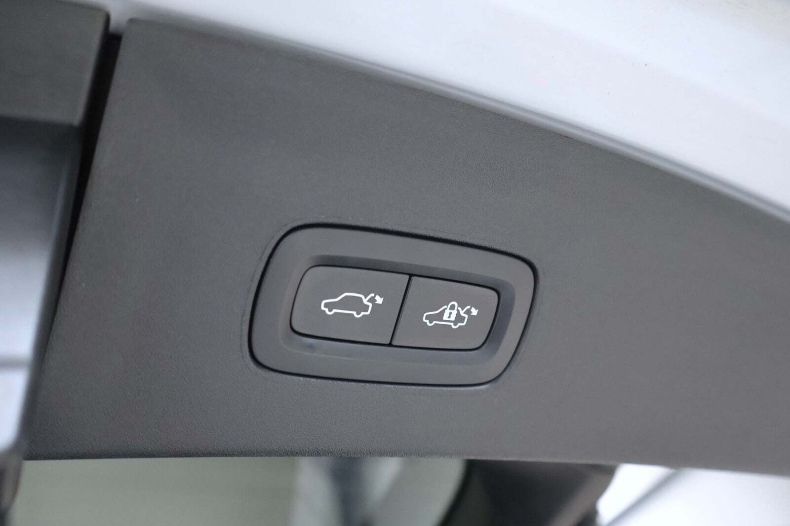 Hvid Polestar 2 fra 2022