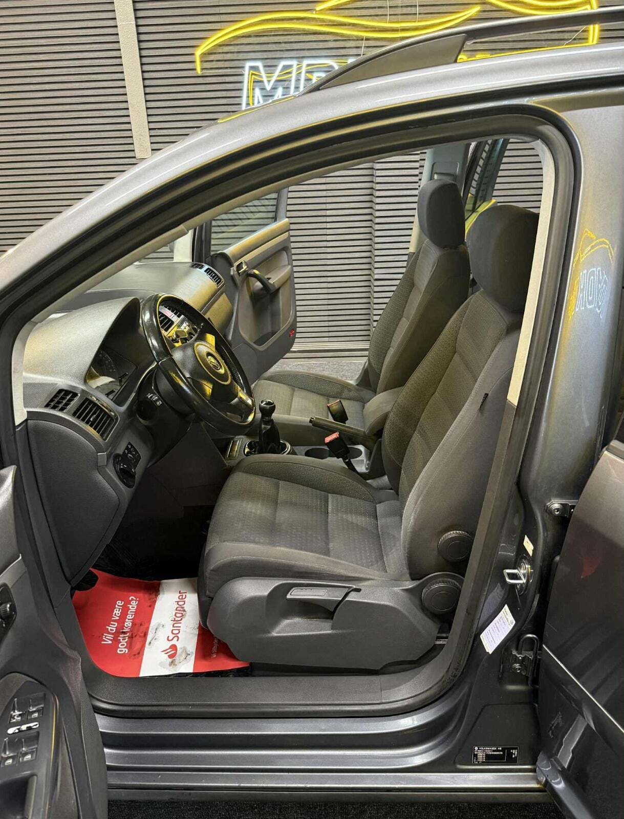 VW Touran 1,6 FSi Trendline