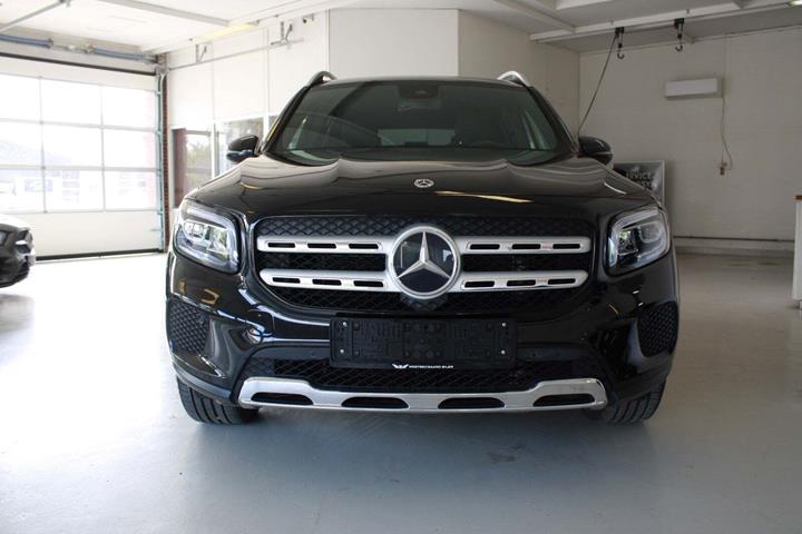 Sort Mercedes GLB200 d fra 2021