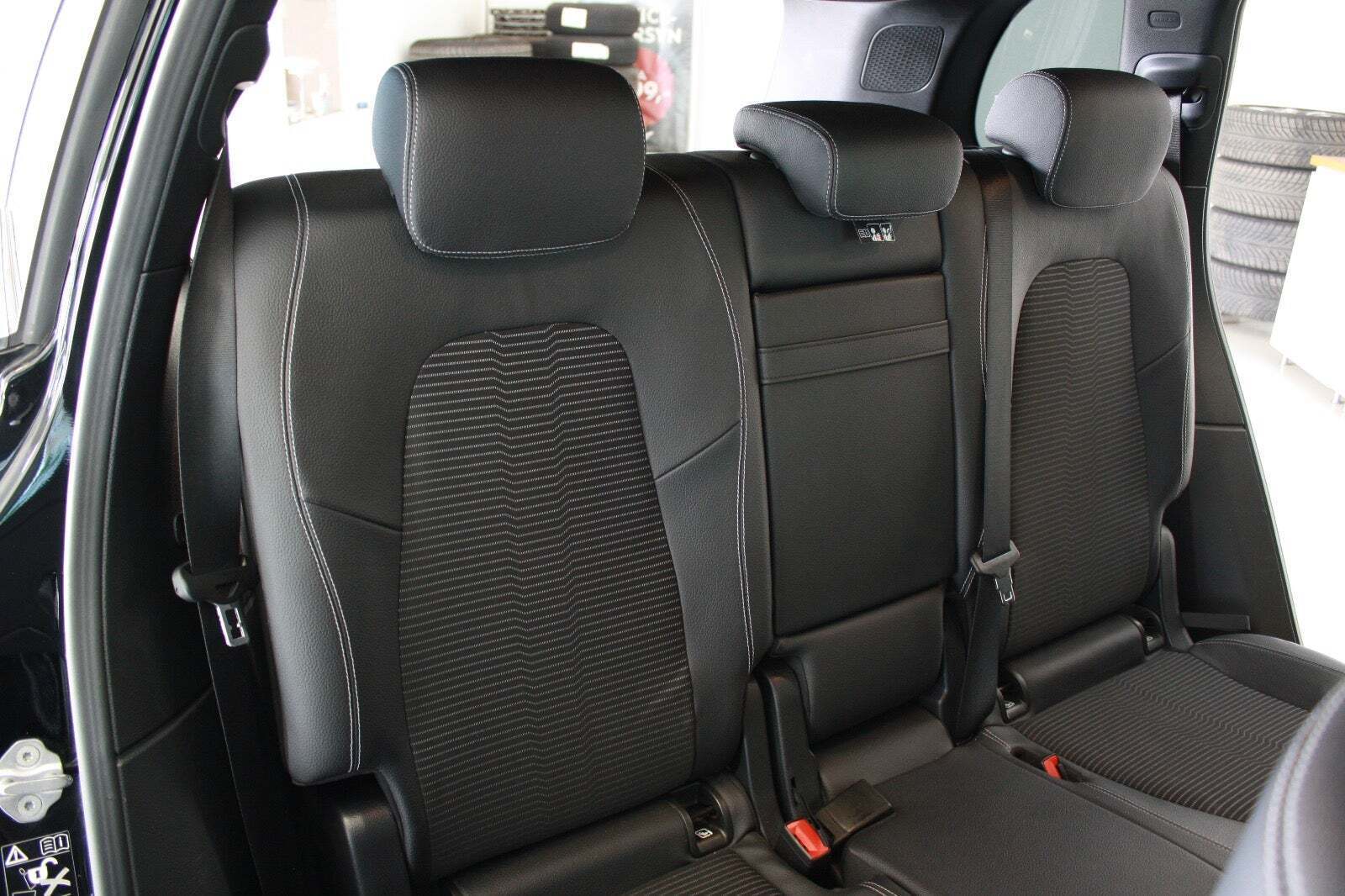 Sort Mercedes GLB200 d fra 2021
