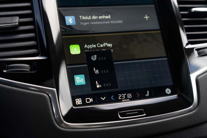 Grå Volvo XC90 fra 2024