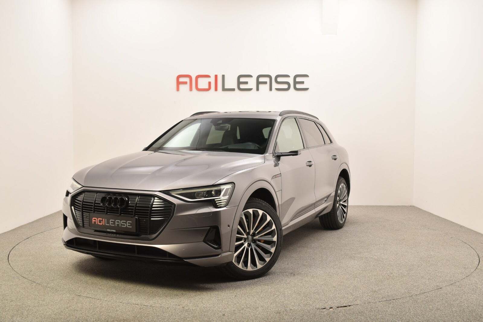 Audi e-tron 55 S-line quattro