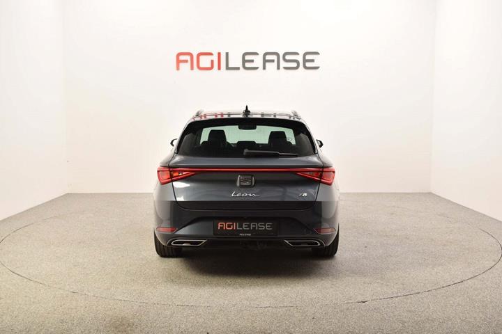 Grå Seat Leon fra 2021