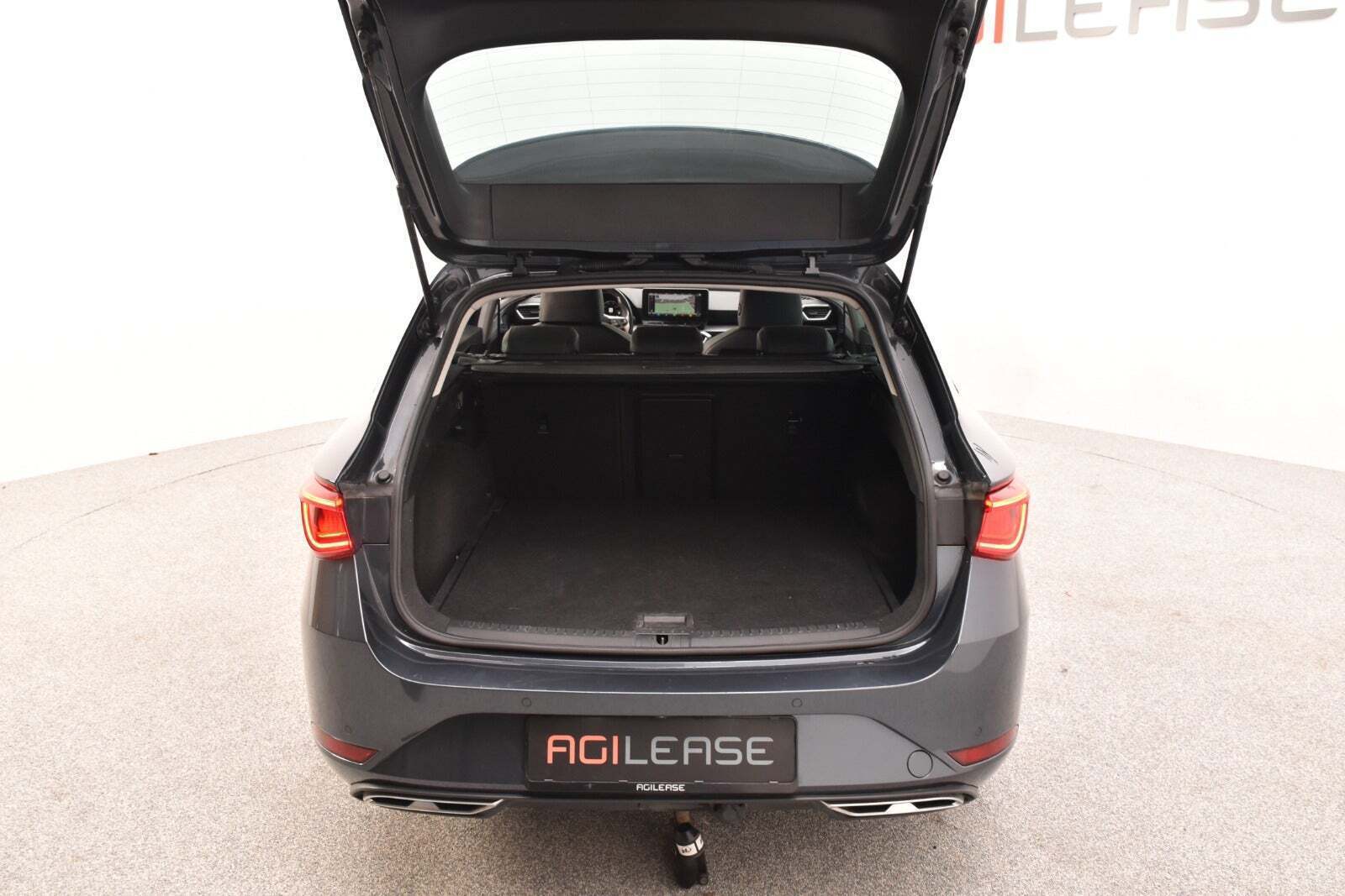 Grå Seat Leon fra 2021