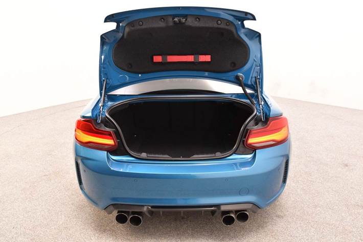 Blå BMW M2 fra 2018