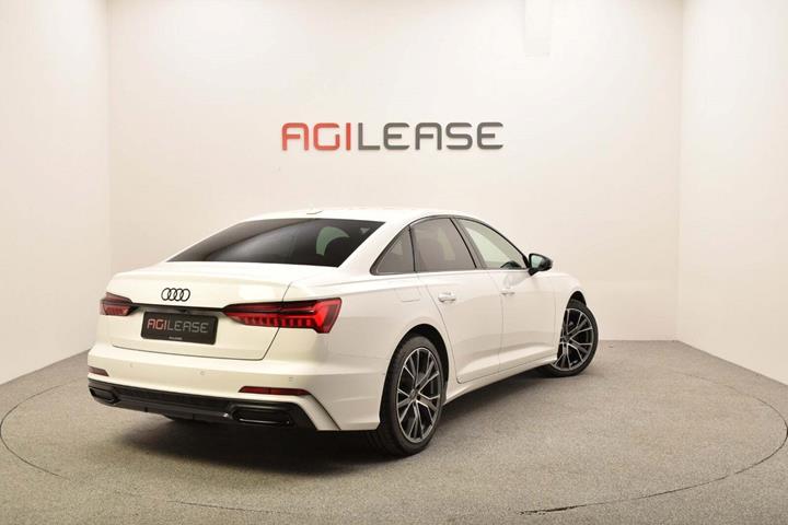 Hvid Audi A6 fra 2020