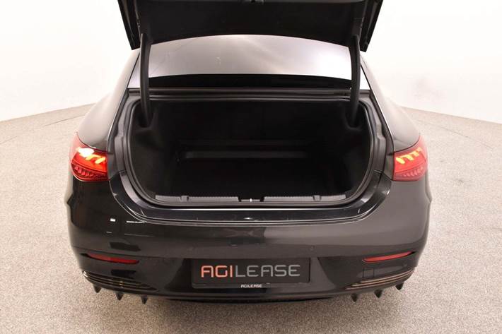 Grå Mercedes EQE43 fra 2022