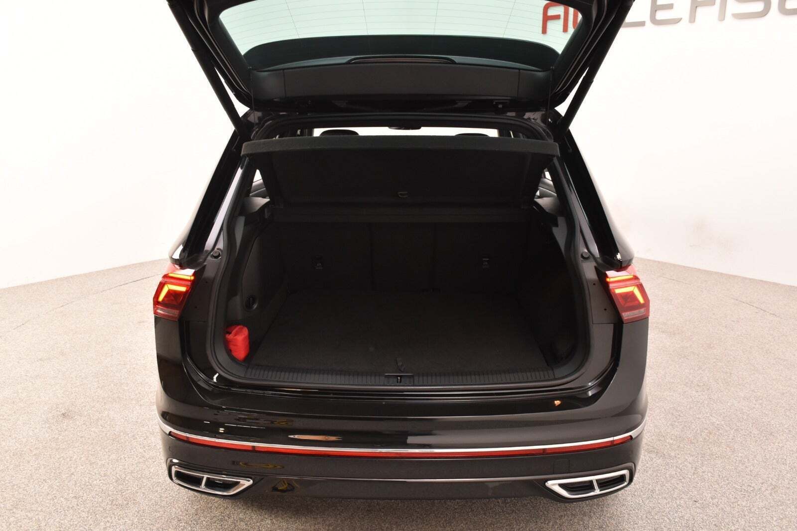 Sort VW Tiguan fra 2021