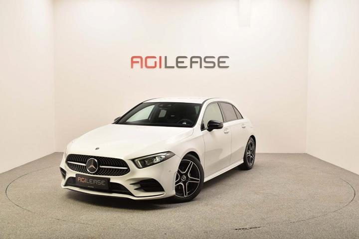 Hvid Mercedes A200 d fra 2019 set udefra