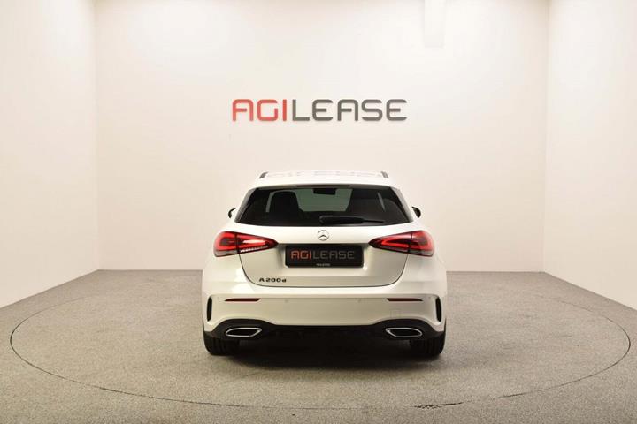 Hvid Mercedes A200 d fra 2019