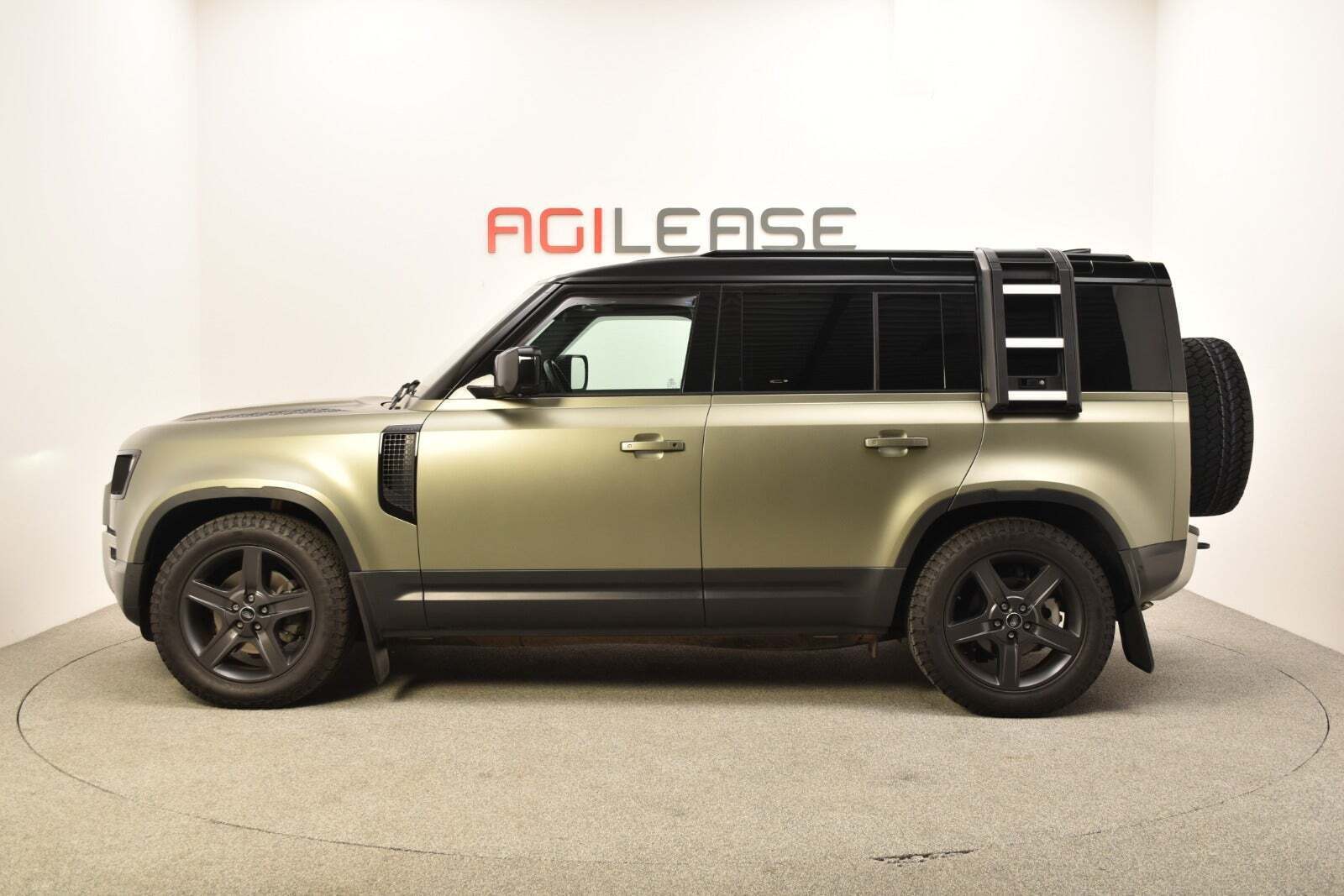 Land Rover Defender 110 3,0 D250 Hard Top SE aut. Van