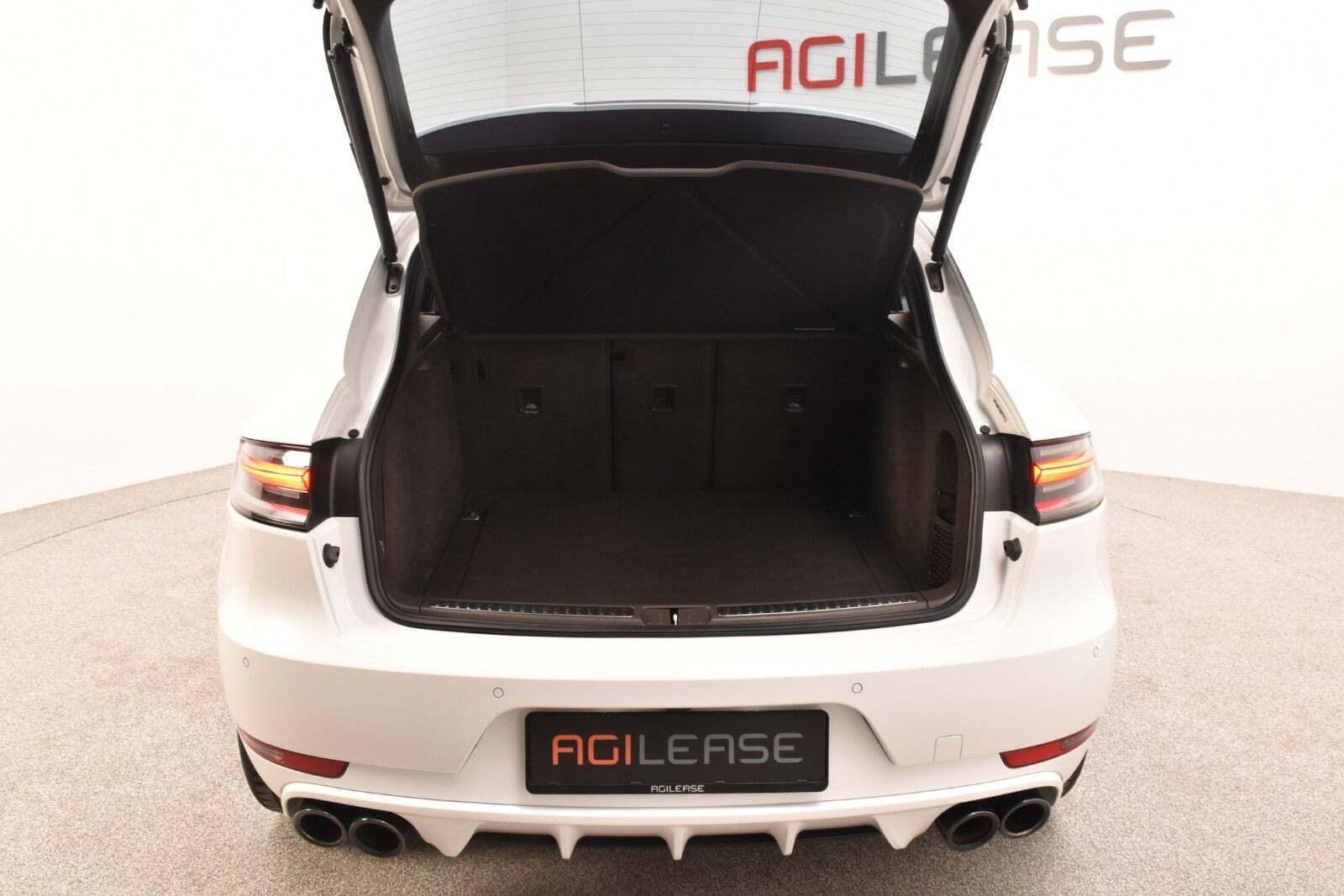 Hvid Porsche Macan S fra 2019