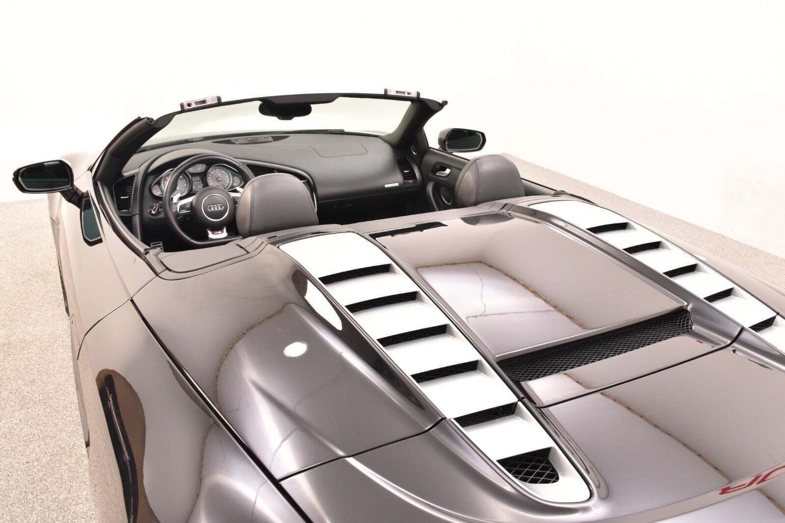 Sort Audi R8 fra 2015