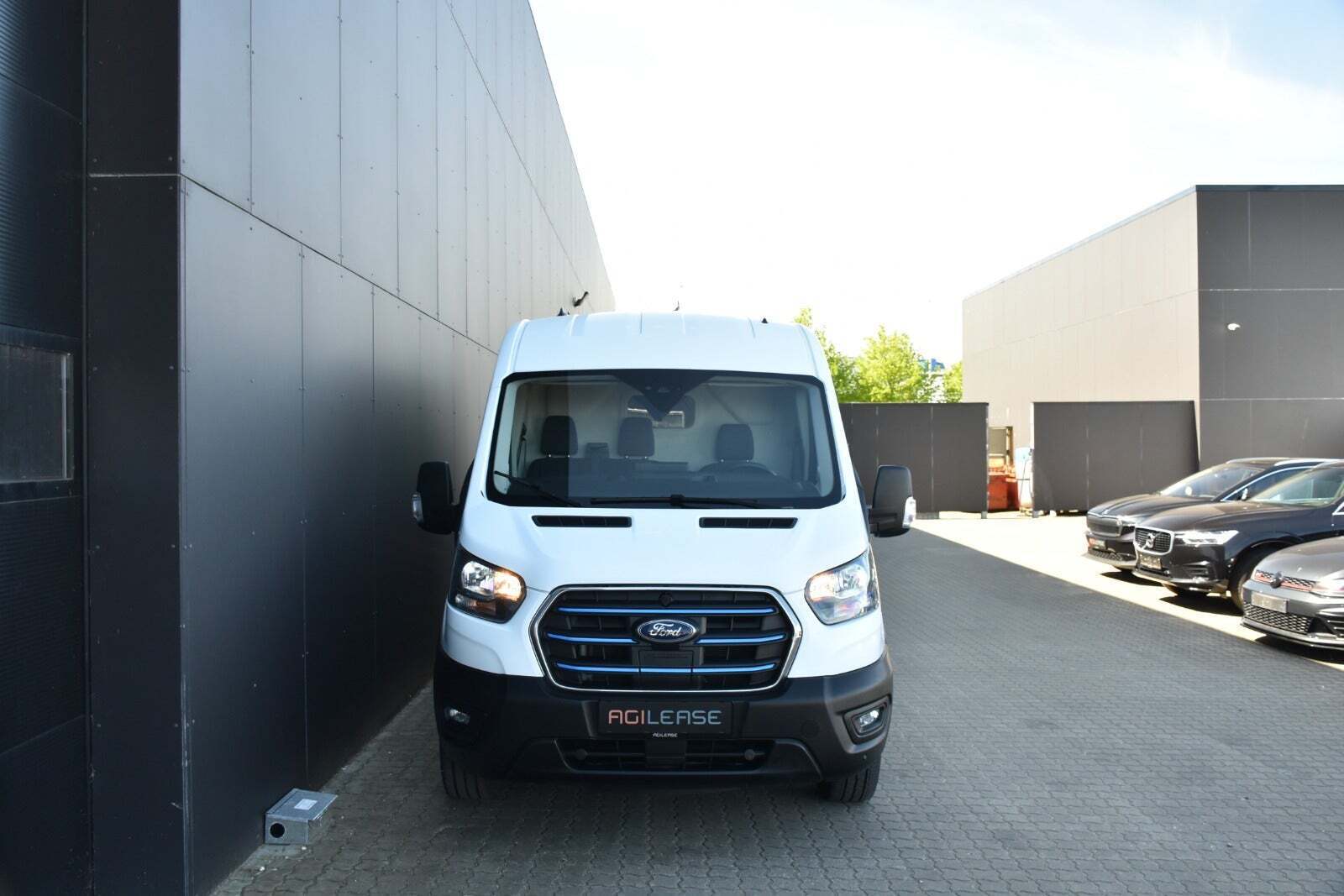 Ford E-Transit 350 L3 Van 68 Trend H2 RWD