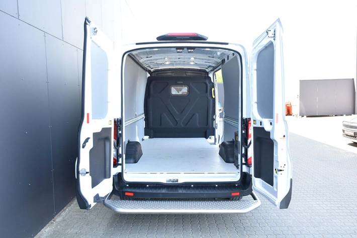 Hvid Ford E-Transit 350 L3 Van fra 2023 set udefra