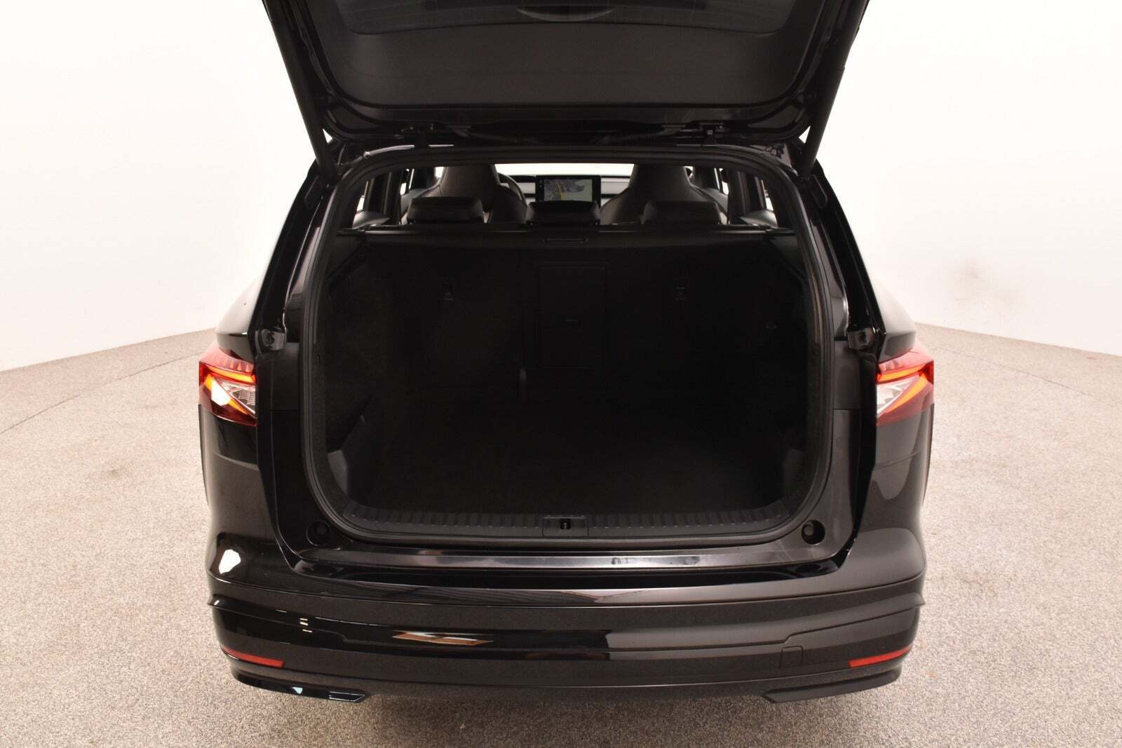 Sort Skoda Enyaq fra 2021