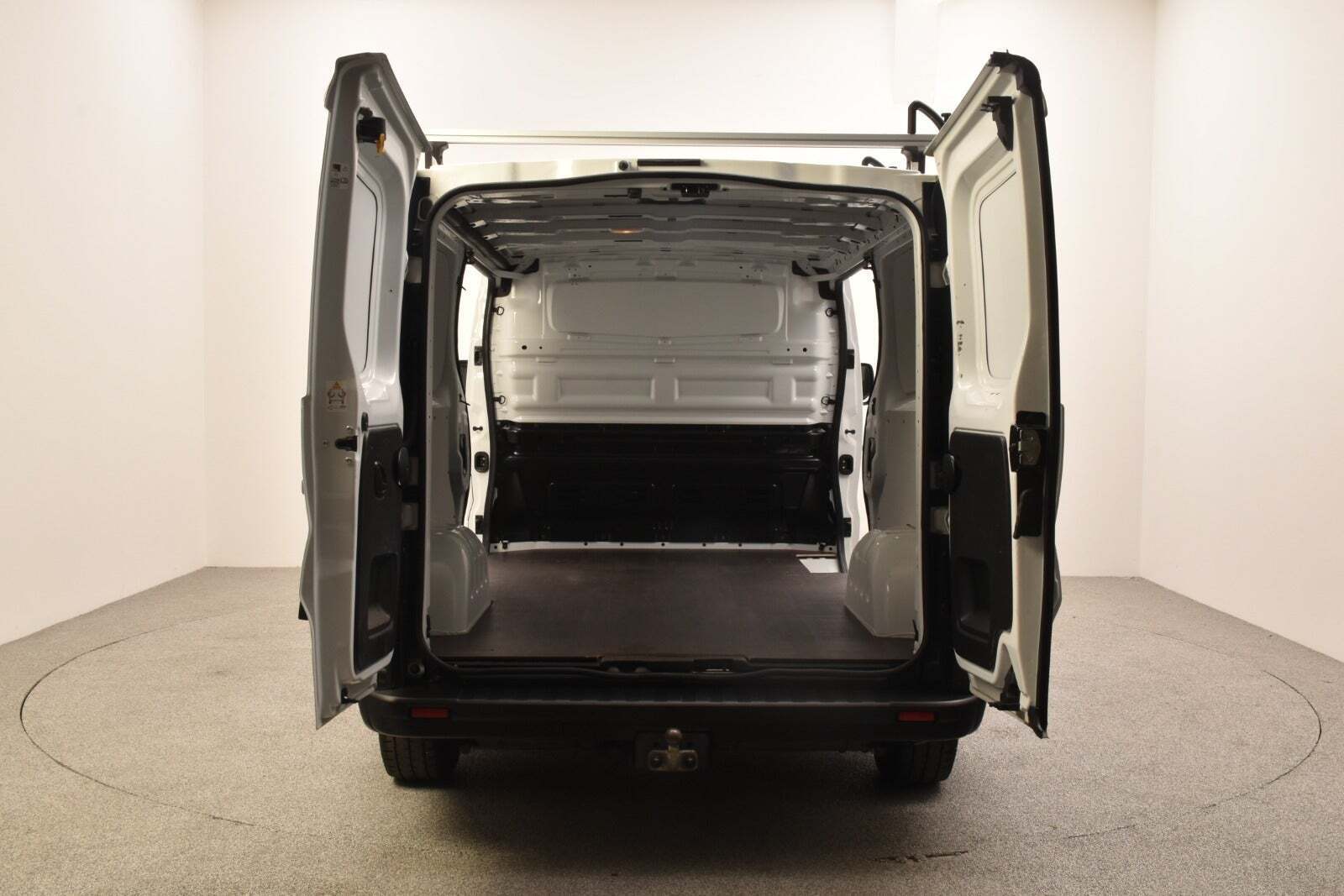 Hvid Renault Trafic fra 2022