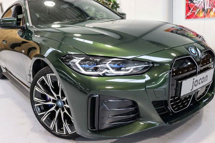 Grøn BMW i4 fra 2022