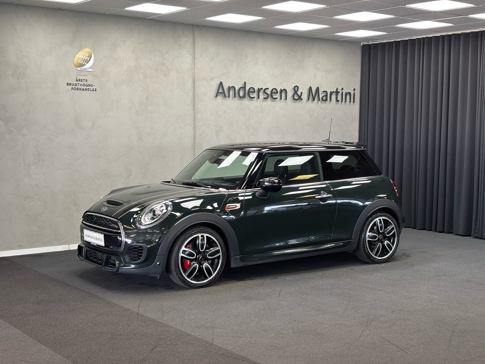 Mini Cooper 2,0 John Cooper Works Steptronic 231HK 3d 8g Aut.