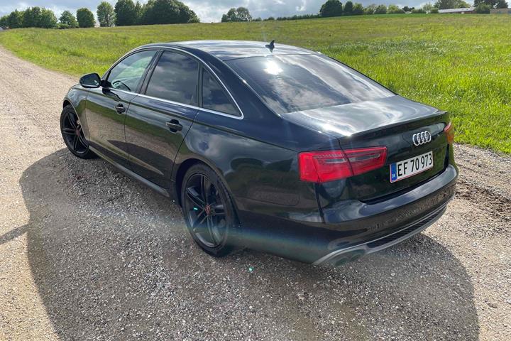 Sort Audi A6 fra 2013