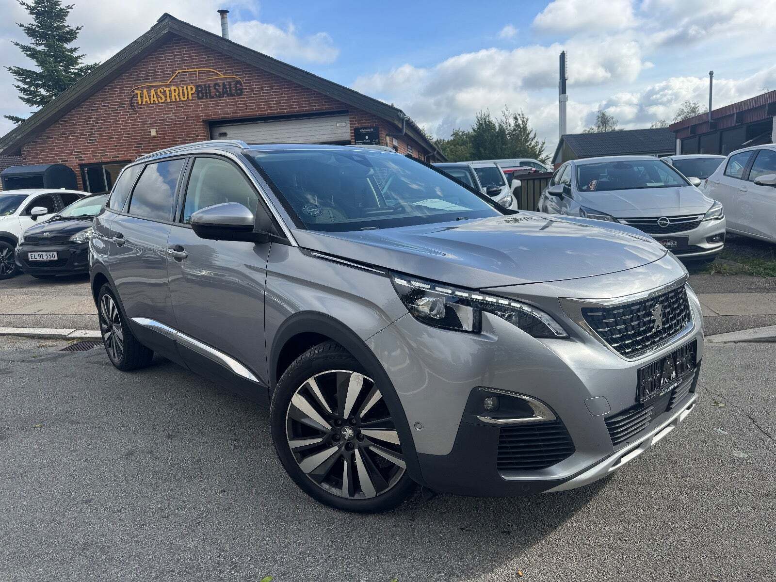 Peugeot 5008 1,5 BlueHDi 130 Allure 7prs