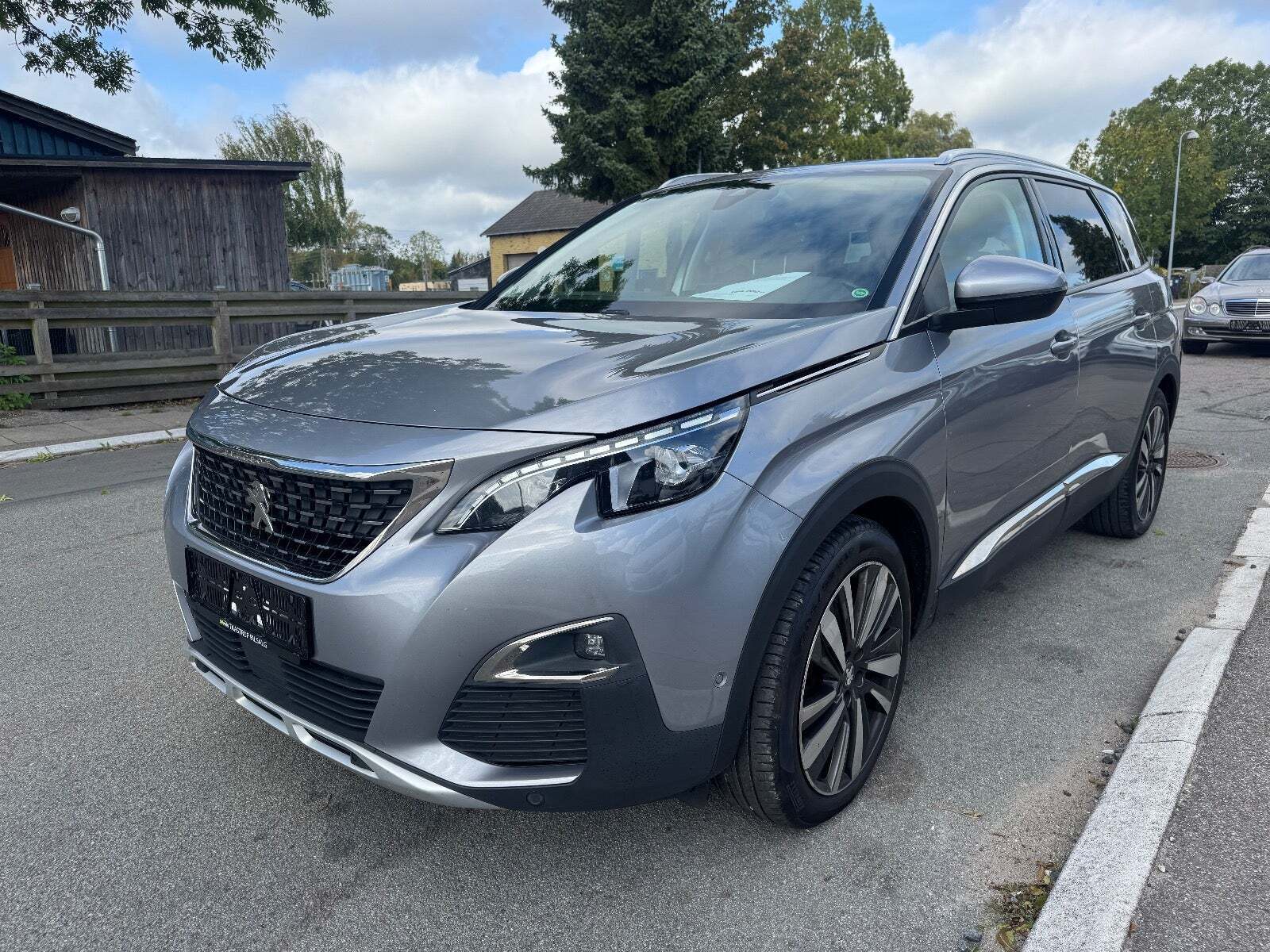 Peugeot 5008 1,5 BlueHDi 130 Allure 7prs