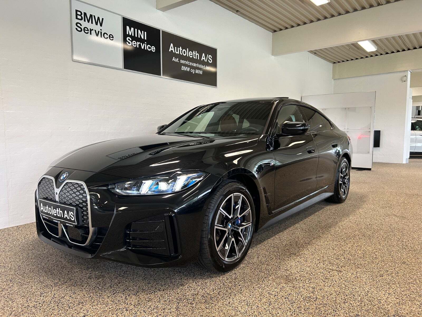 BMW i4 xDrive40 M-Sport Fully Charged