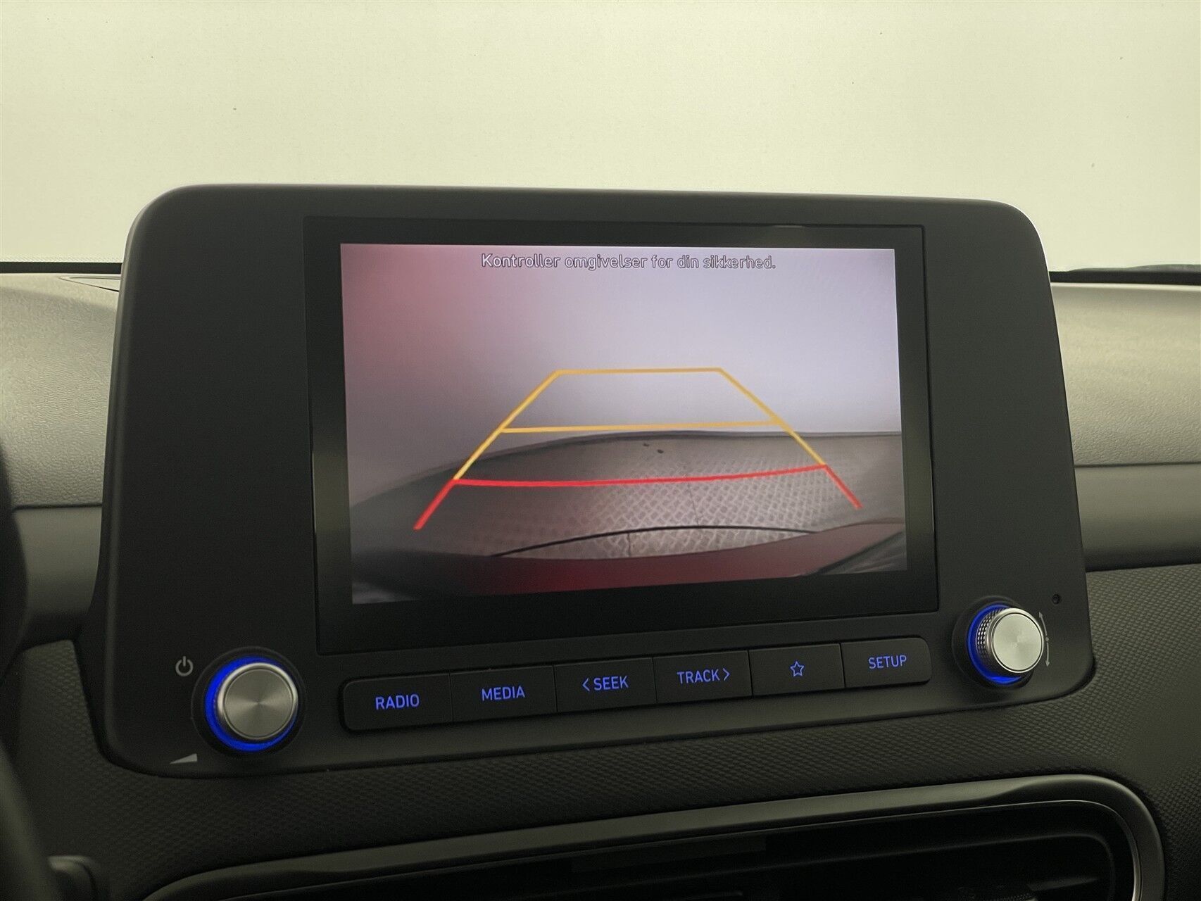 Rød Hyundai Kona fra 2023