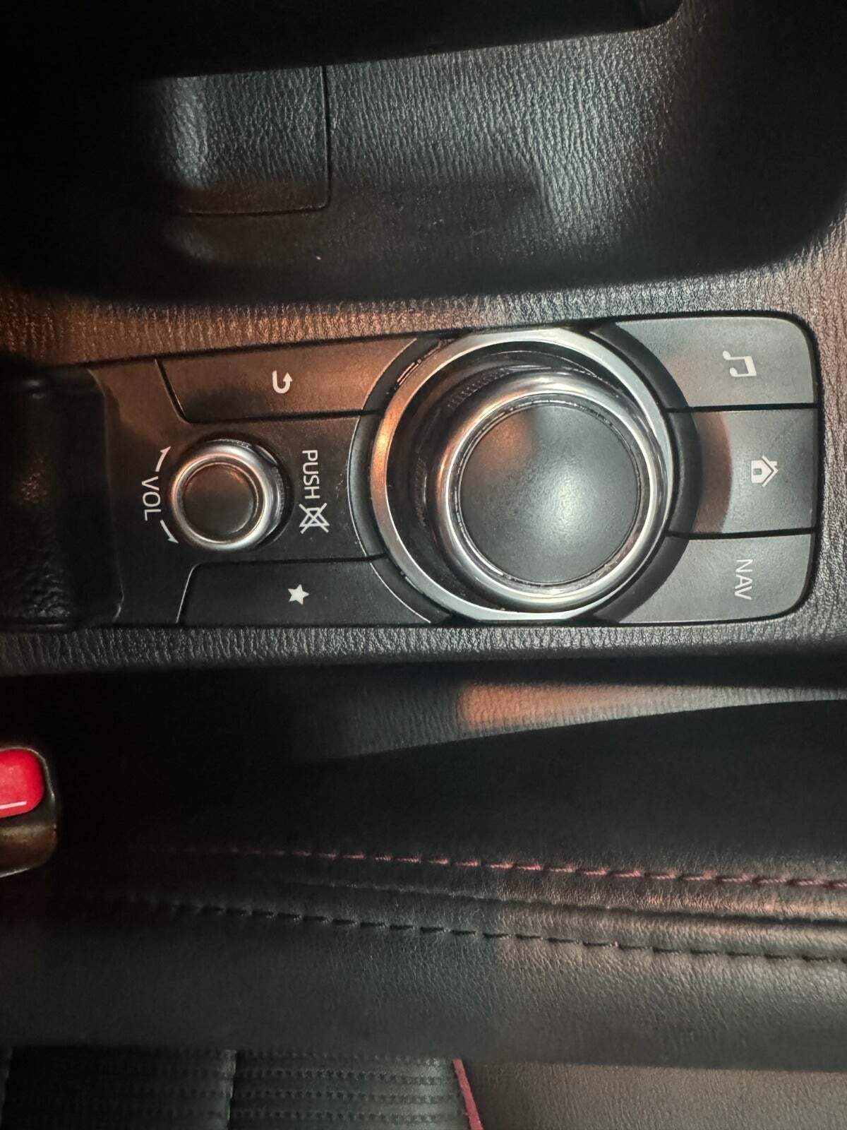 undefined Mazda CX-3 fra 2016 set indefra