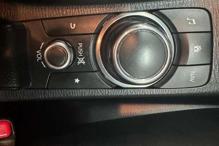 undefined Mazda CX-3 fra 2016 set indefra