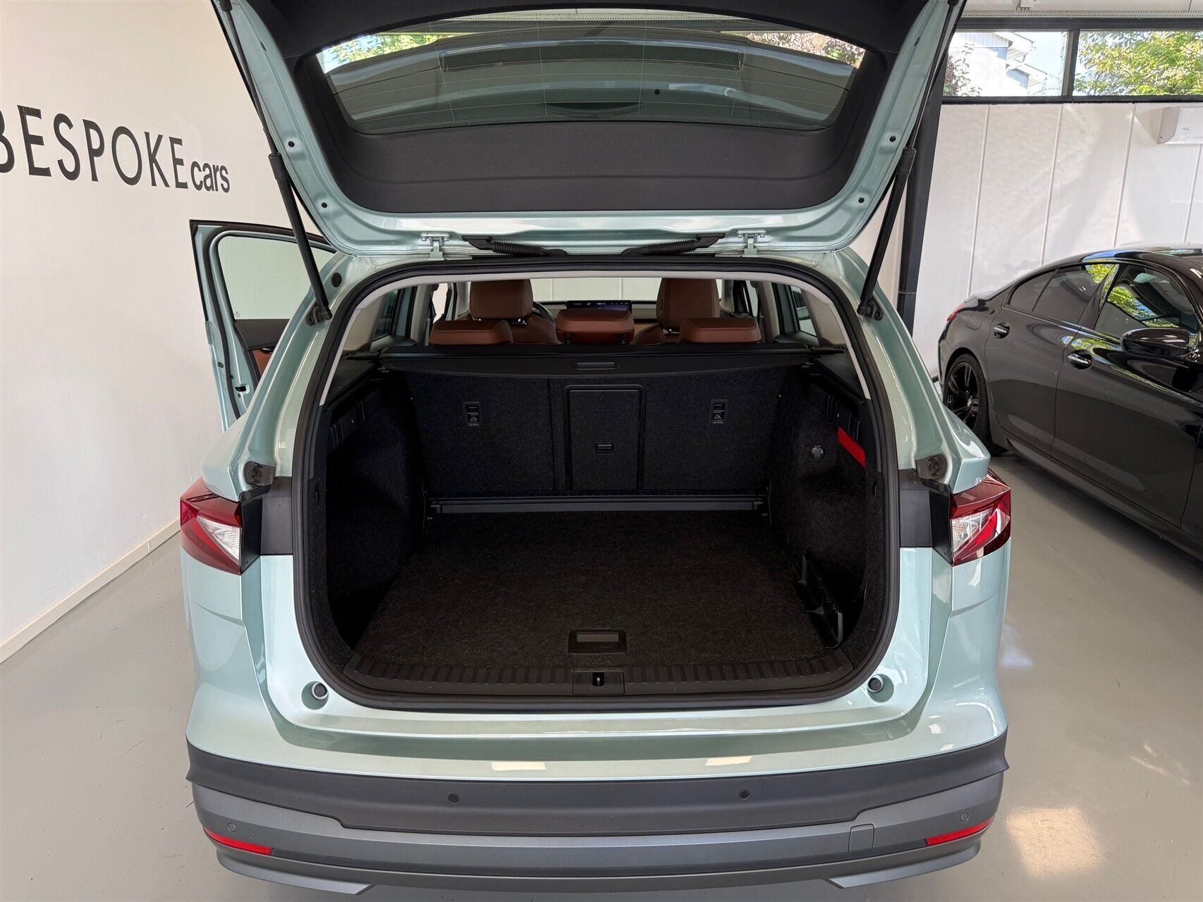 Grå Skoda Enyaq iV fra 2021