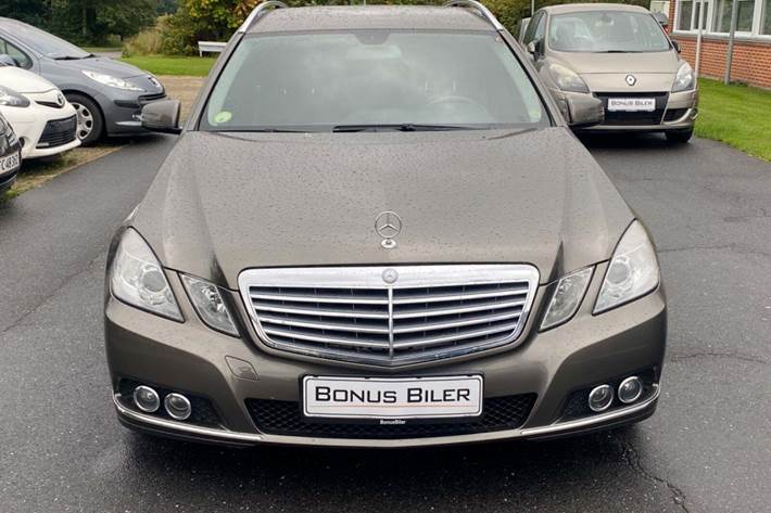 undefined Mercedes E200 fra 2011