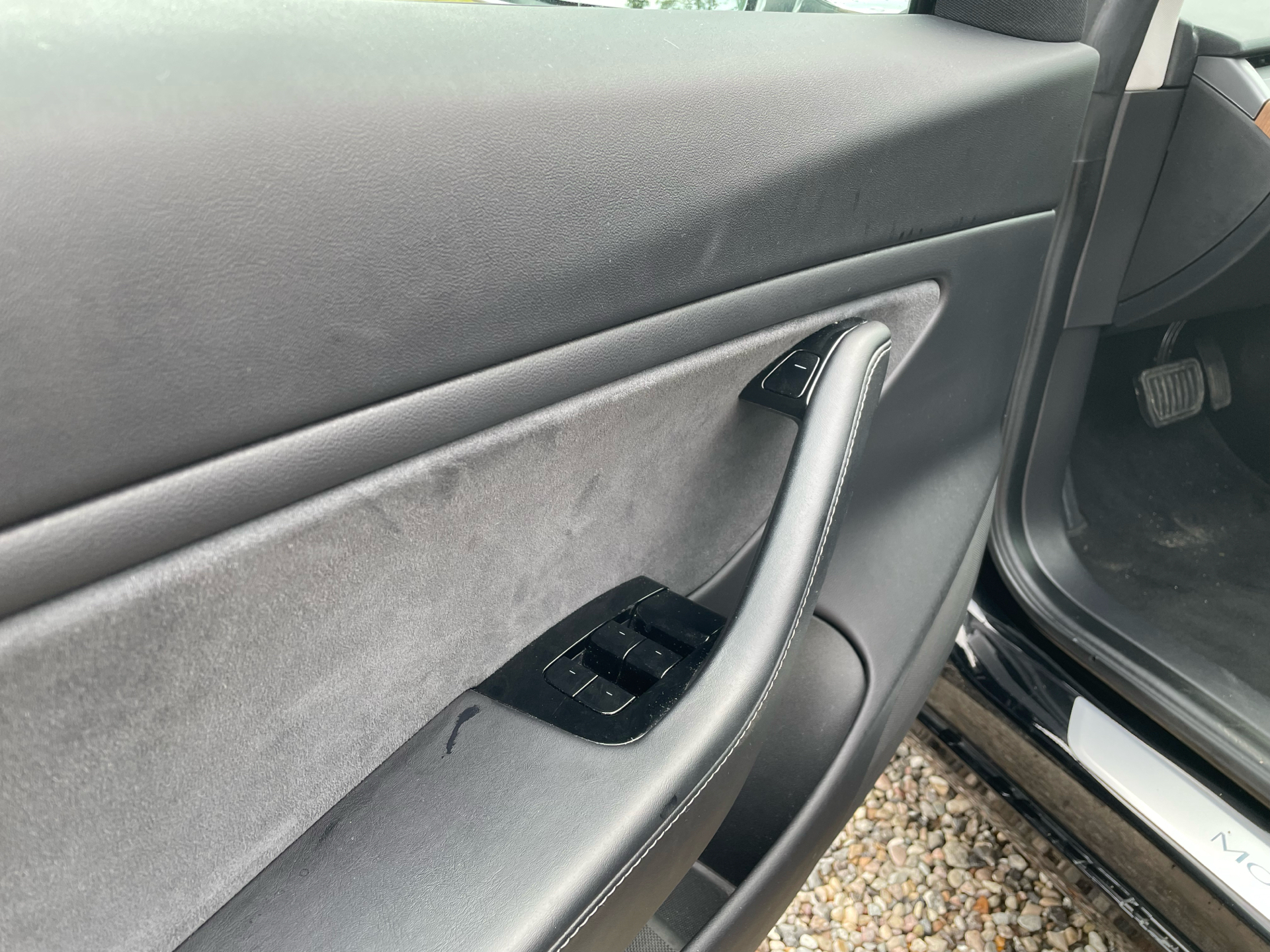 Sort Tesla Model 3 fra 2019