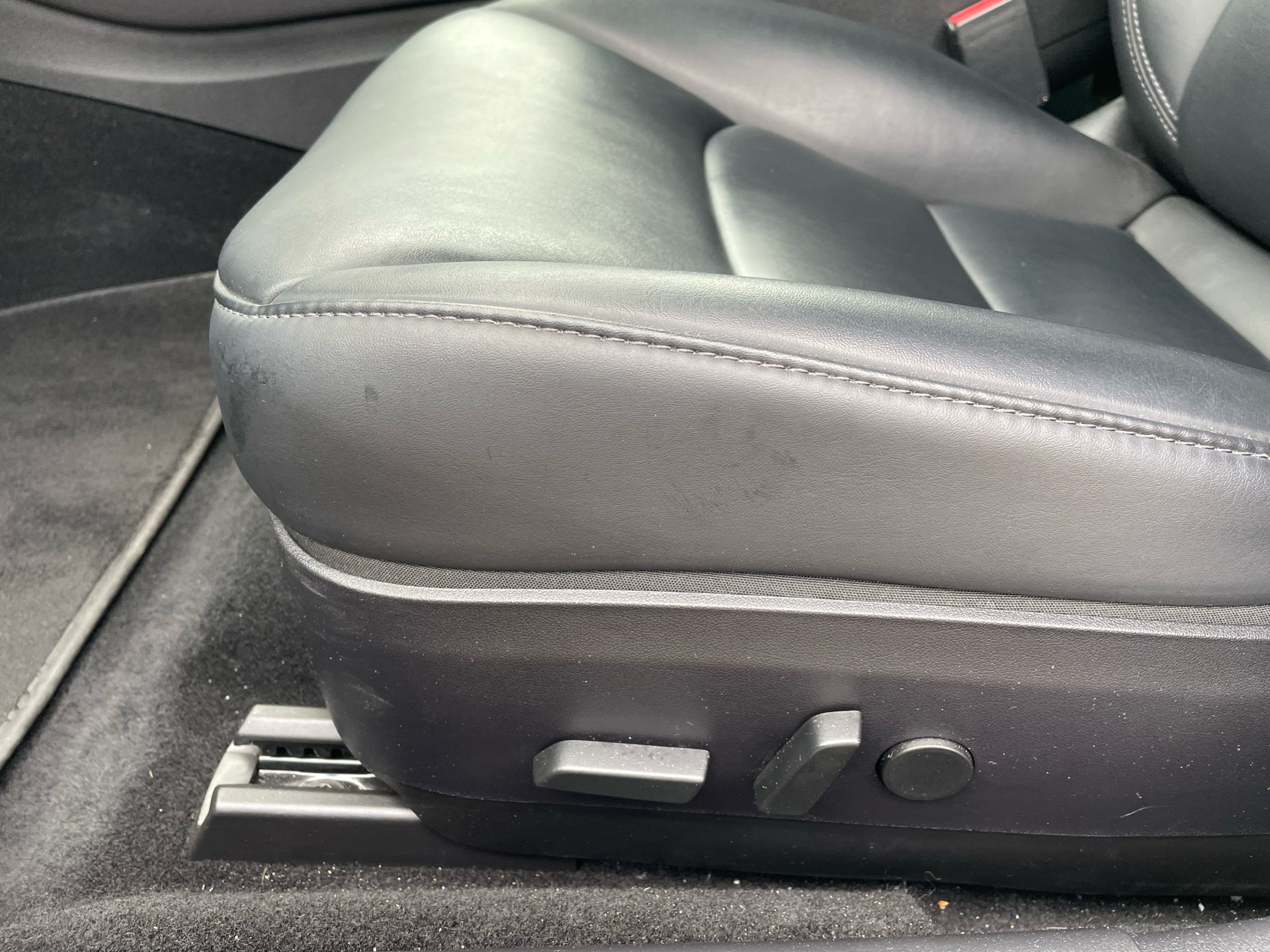 Sort Tesla Model 3 fra 2019