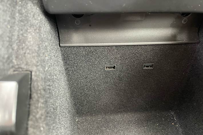 Sort Tesla Model 3 fra 2019