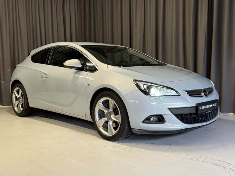 Opel Astra 1,6 T 180 Sport GTC