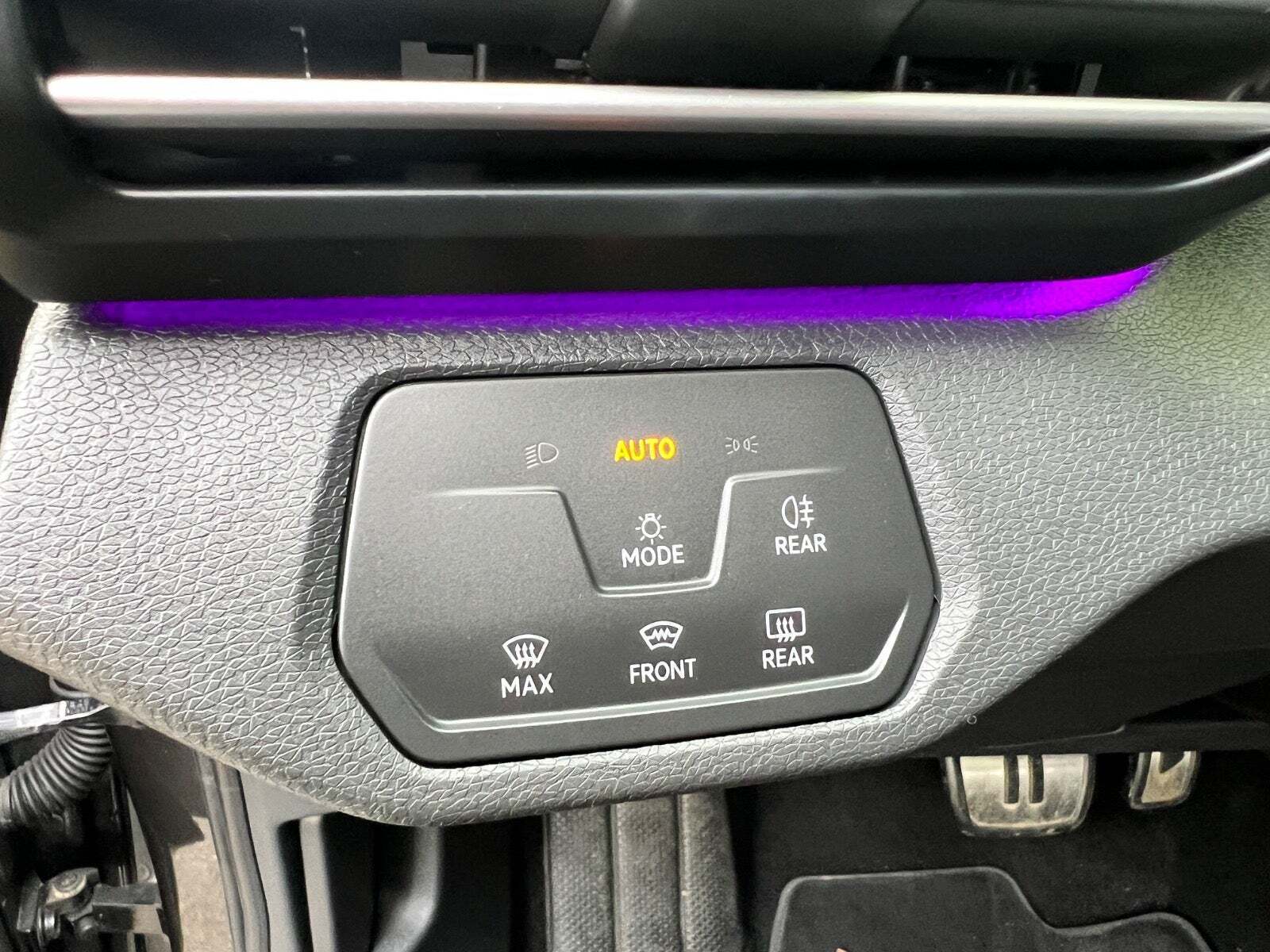 Grå VW ID.4 fra 2021