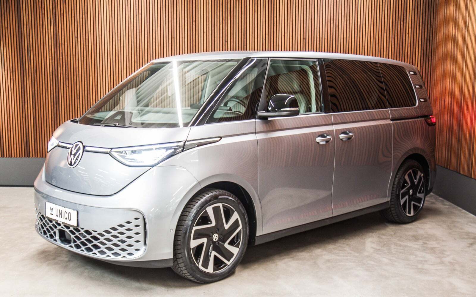 VW ID.Buzz 77 Pro SWB