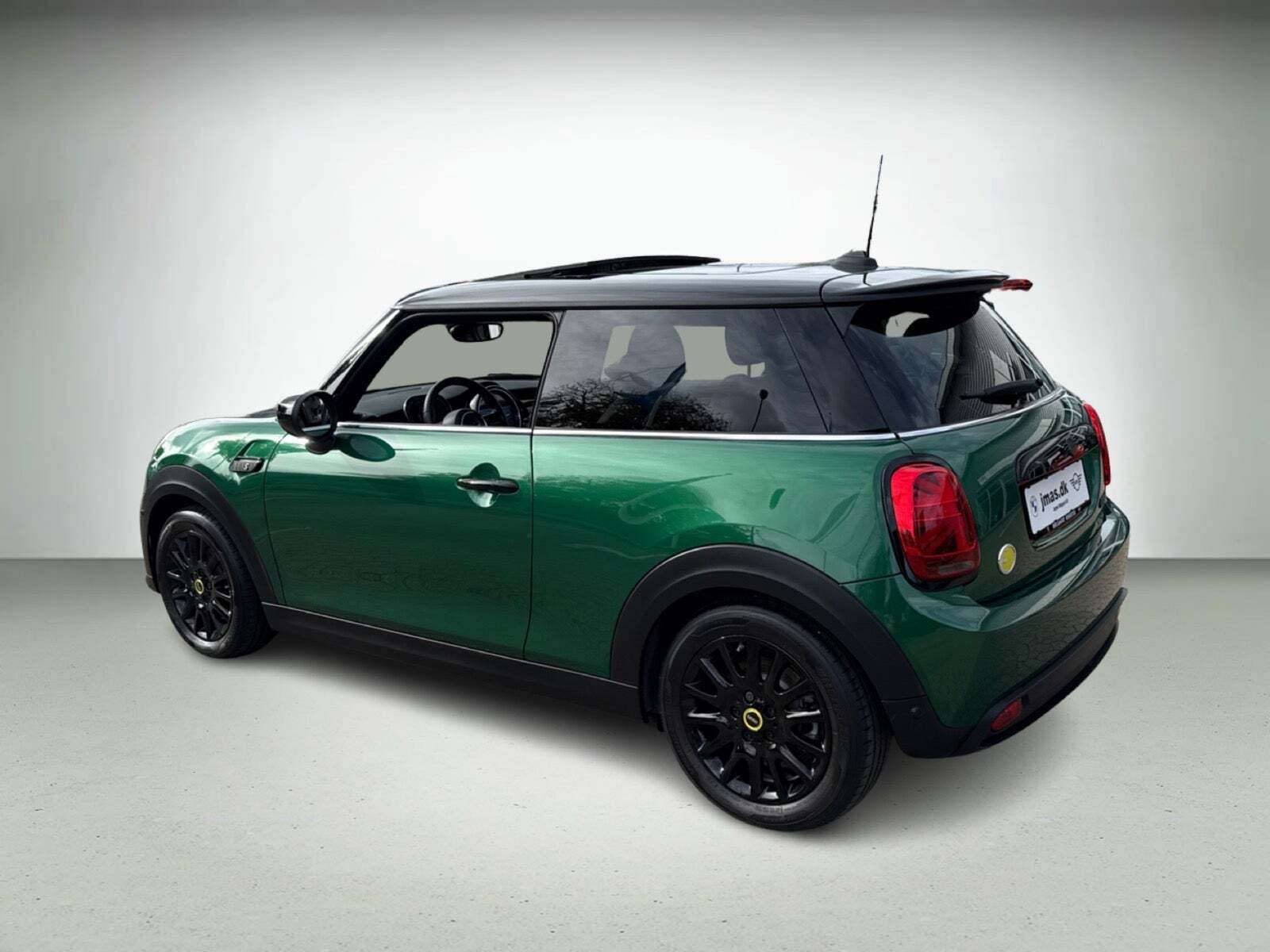 Mini Cooper SE Classic Trim