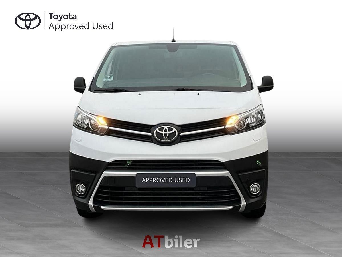 Toyota ProAce 2,0 Long D Comfort Master 144HK Van 8g Aut.
