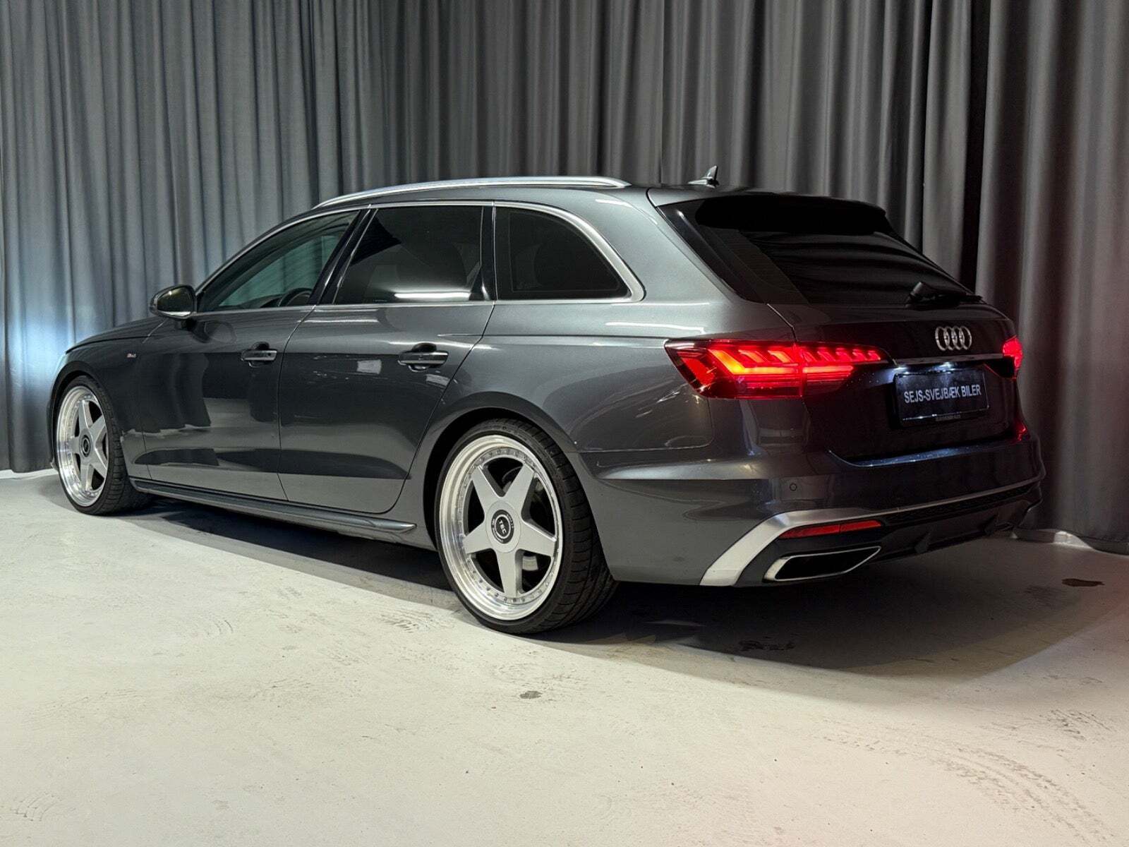 Audi A4 40 TDi S-line Avant S-tr.
