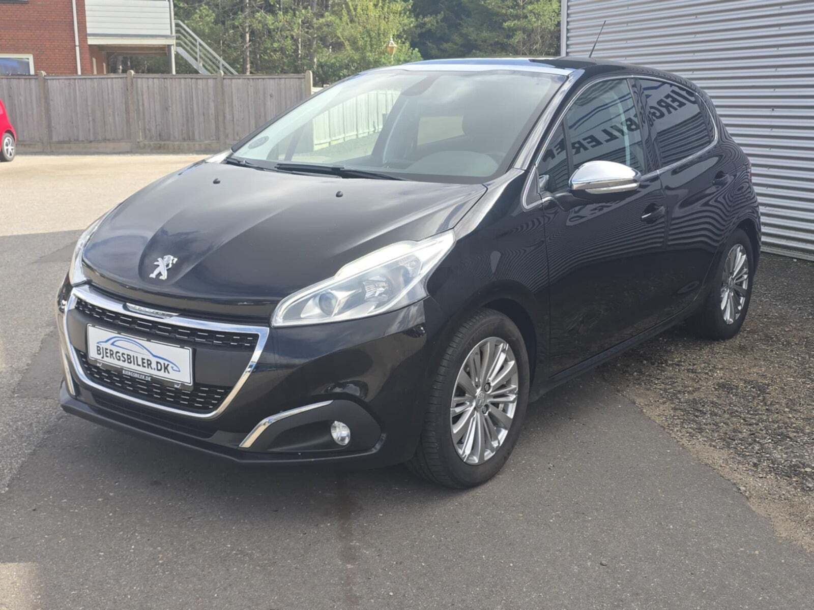 Peugeot 208 1,6 BlueHDi 100 Allure Sky