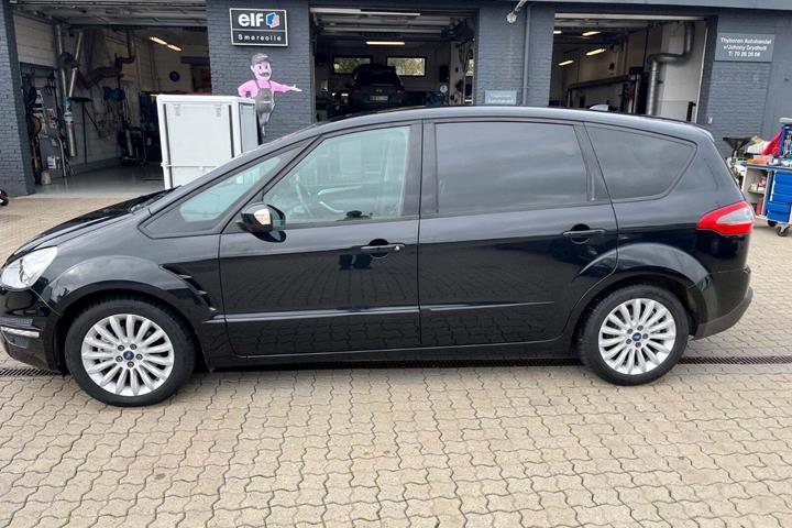 undefined Ford S-MAX fra 2014