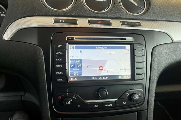 undefined Ford S-MAX fra 2014