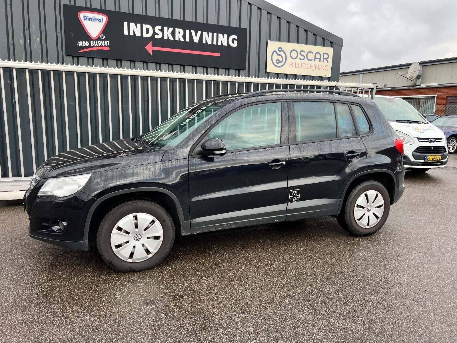 VW Tiguan 2,0 TDi 140 Sport & Style Tiptr. 4Motion Van